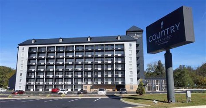 Discover the Ultimate Comfort: Country Inn and Suites Appleton WI