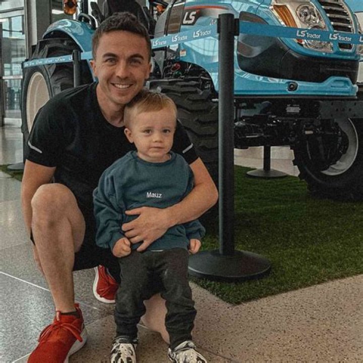 Frankie Muniz and Elycia Turnbow 2024: A Journey of Love, Parenthood, and New Beginnings