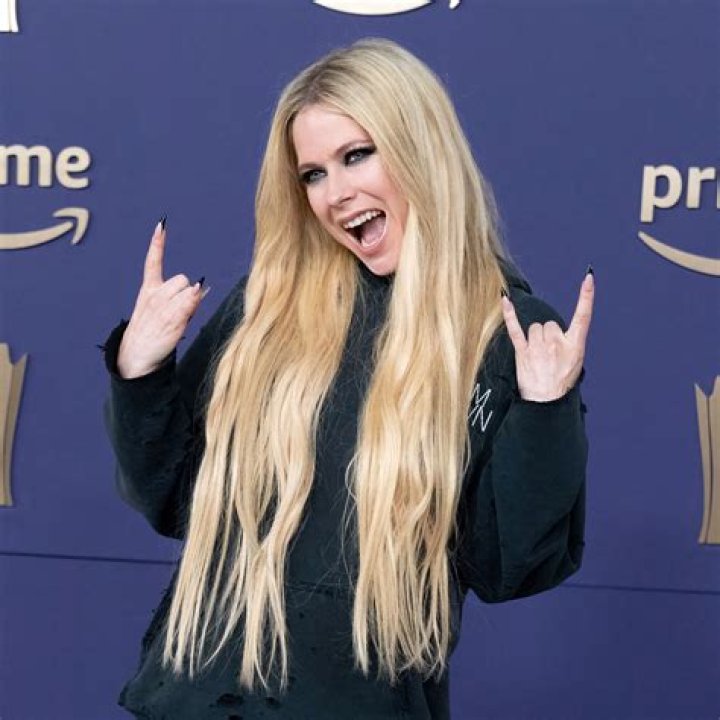 Is Avril Lavigne Pregnant in 2024? Everything You Need to Know About the Rumors and Reality